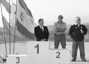 Joaquín Hernández en el centro - Entrega de premios ACTOA